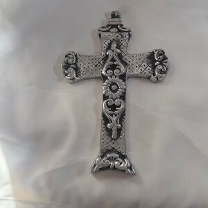 Vintage-Style Ornate Silver Cross Wall Decor | Floral & Scroll Design | Rustic